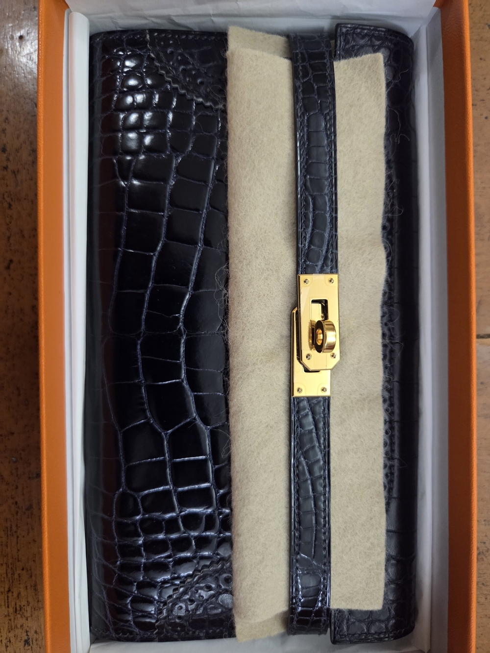 Hermes Black Crocodile Leather Clutch with Gold Hardware - Picture 3 of 8